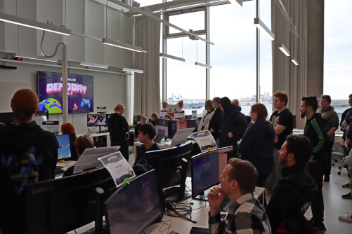 People gathered in classroom A4019 at Demoday spring 2025.