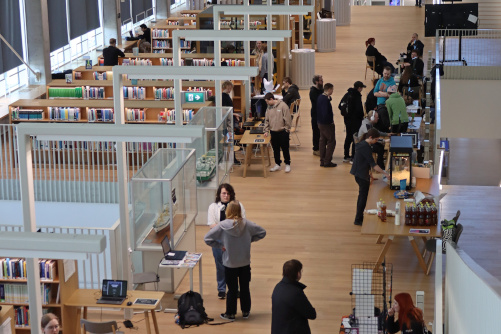 Demoday Spring 2026. Partial view of the library's Demo area